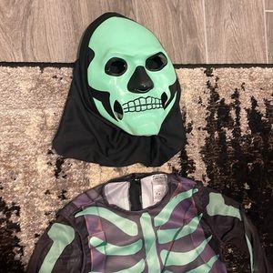 Fortnite Halloween skeleton costume size medium